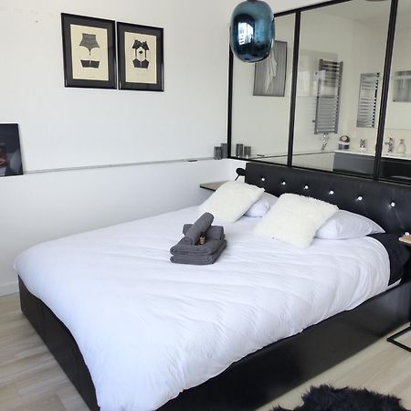 Apartamento La Cite Des Coeurs Lu Parking Inclus Nantes Exterior foto