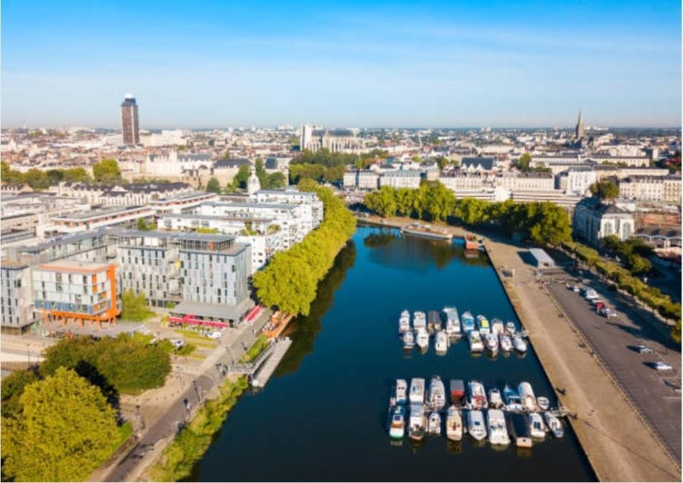 Apartamento La Cite Des Coeurs Lu Parking Inclus Nantes Exterior foto